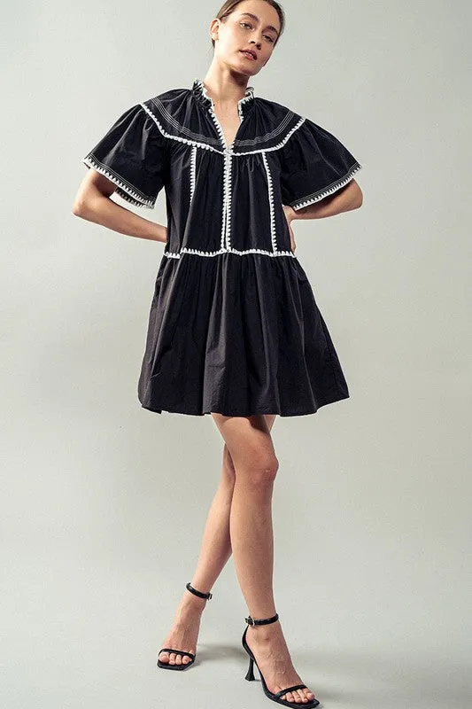 Contrast Trim Pleated Mini Dress