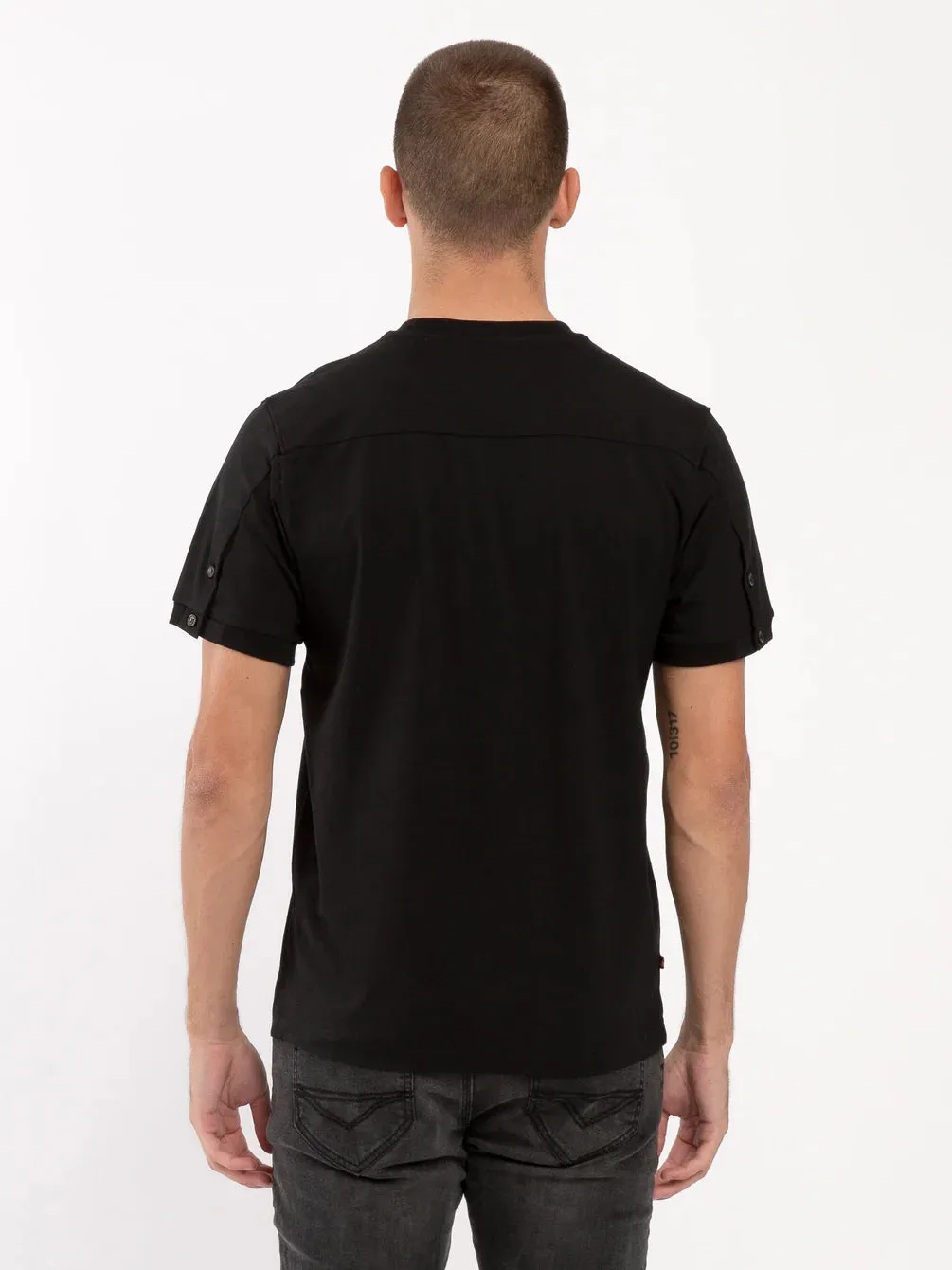 Luke essential crew neck t-shirt black lion rivet Shanghai - BLACK